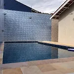 Casa Aconchegante E Arejada, A 50 Metros Da Praia
