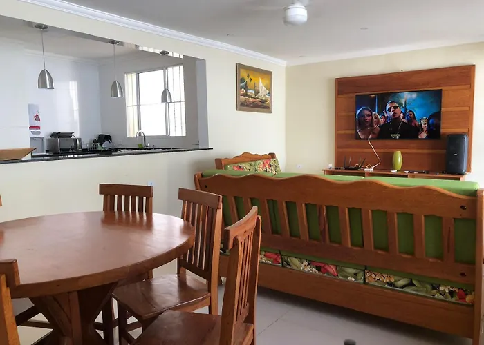 Casa Aconchegante E Arejada, A 50 Metros Da Praia