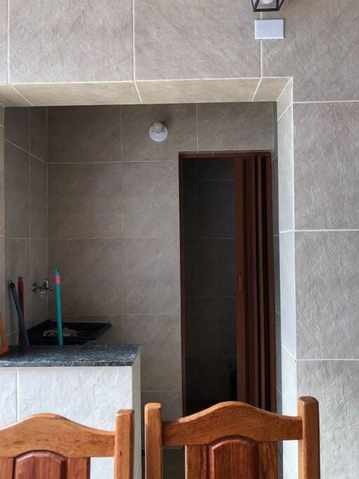 Casa Aconchegante E Arejada, A 50 Metros Da Casa de férias Ubatuba